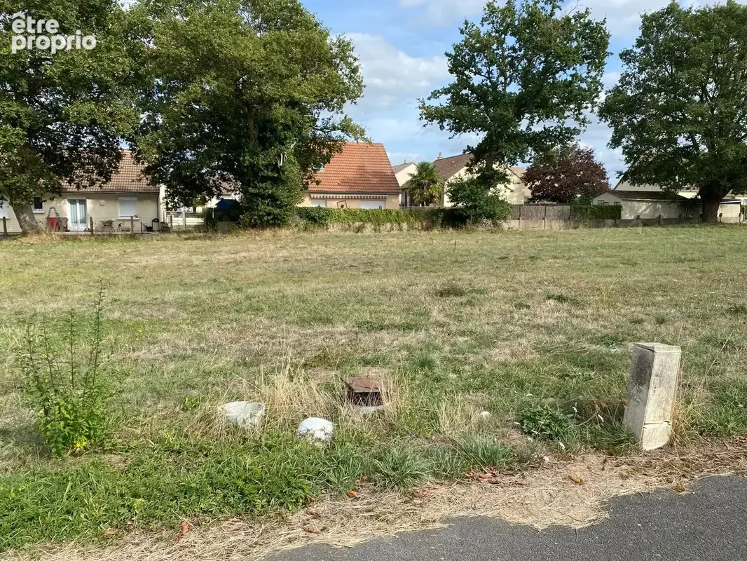 Terrain à TRUYES