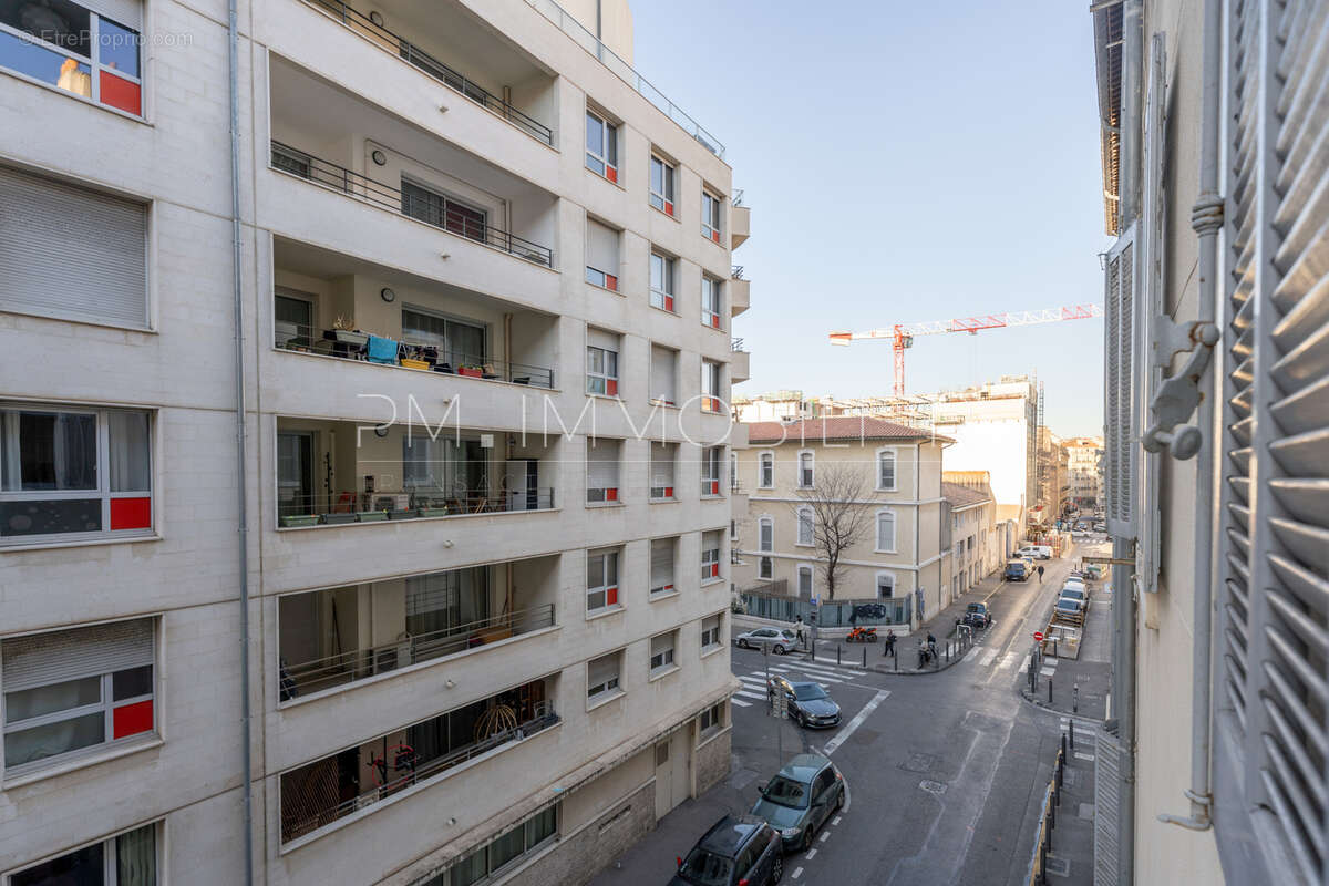 Appartement à MARSEILLE-2E