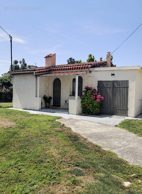 Maison à CAGNES-SUR-MER
