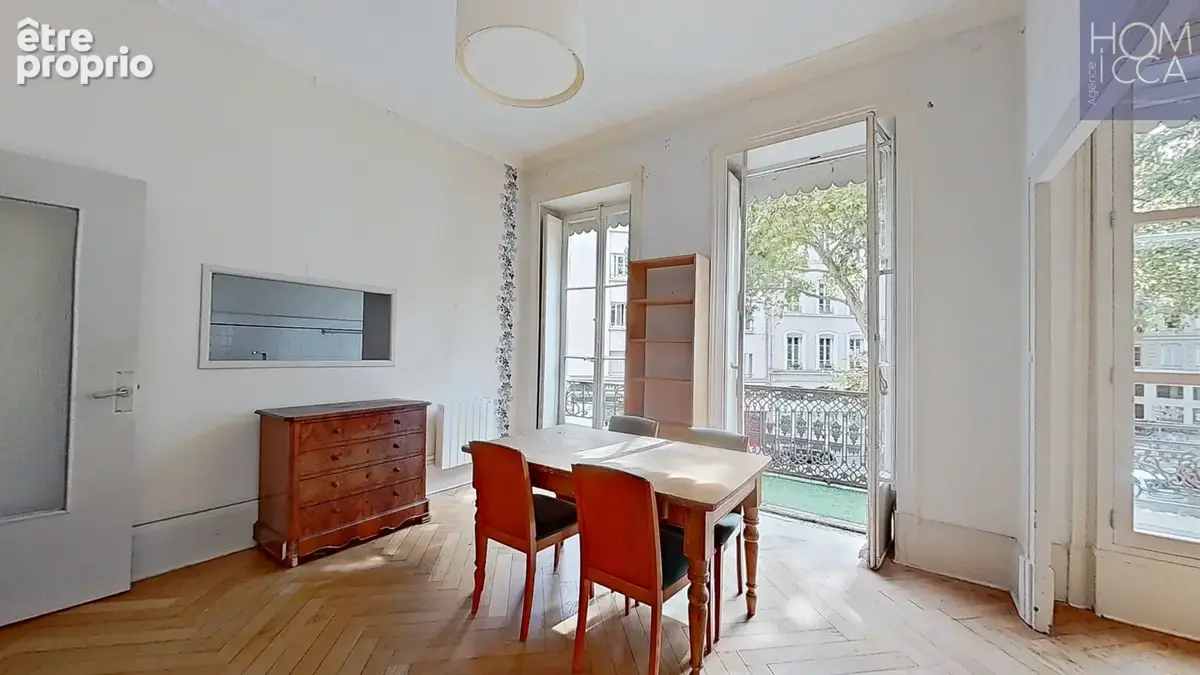 69009 lyon 9eme vaise centre - place de paris - appartement 3 pièces avec 2 caves et un balcon - photo 2