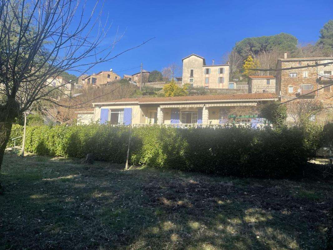 Maison à PEYREMALE
