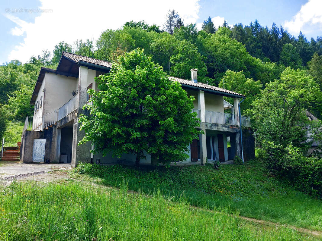 Maison à MONTAGNOL