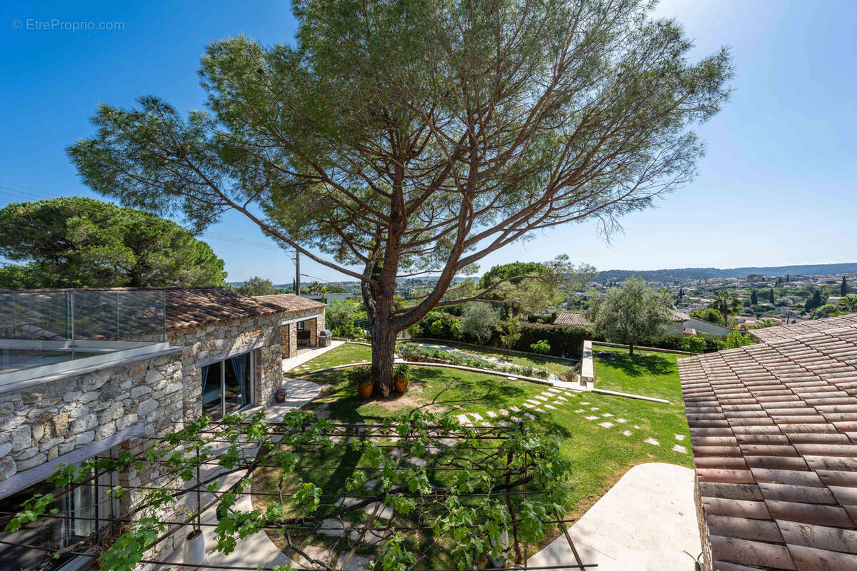 Maison à LA COLLE-SUR-LOUP