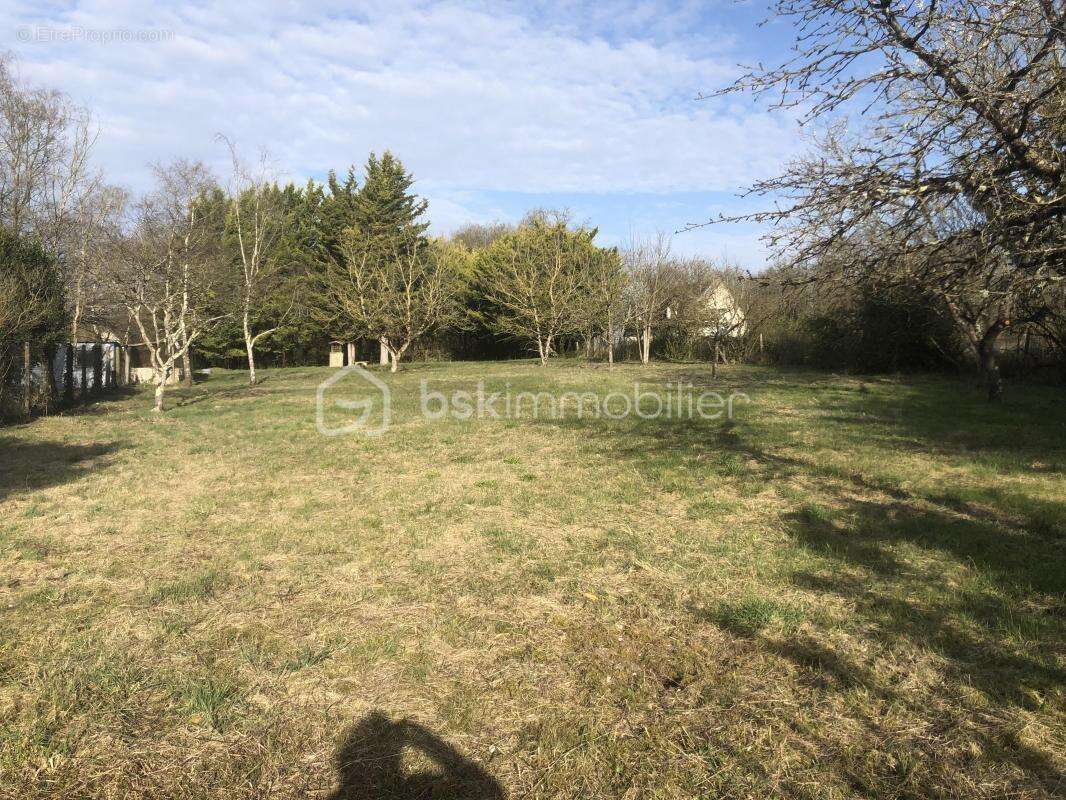 Terrain à TRUYES