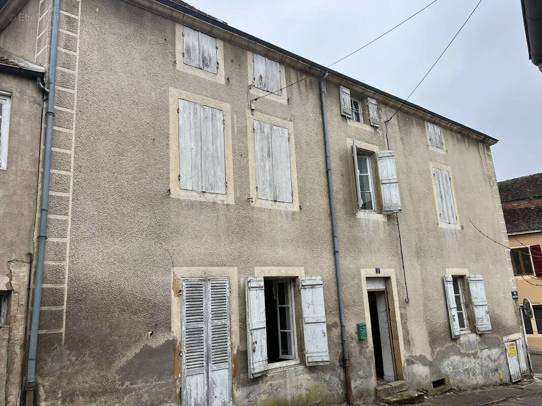 Photo 1 - Maison à CHAROLLES