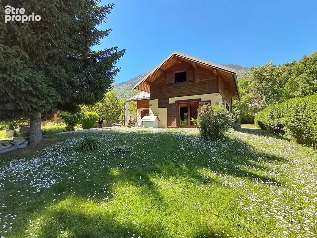 Maison  - 6 pièces - Macôt-La-Plagne - photo 5