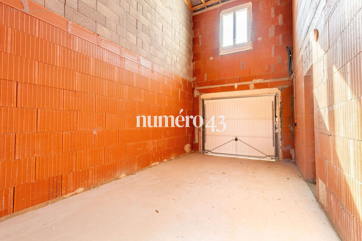 Maison 68 m² à Nerigean  - photo 9
