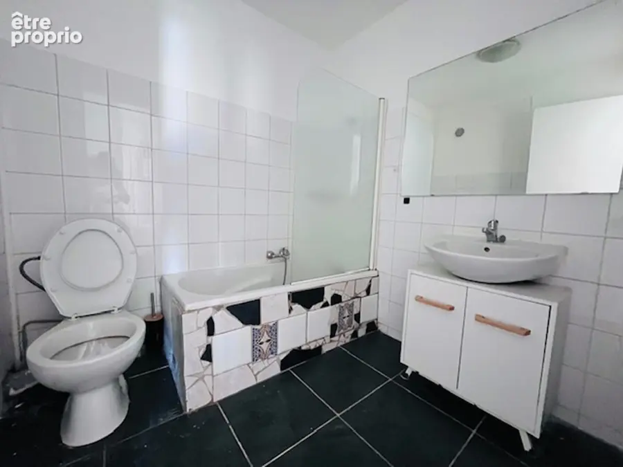 Charmant appartement de type T3  de 68 m² au 2 ème étage avec ascenseur et balcon - photo 12