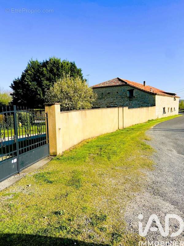 Photo 2 - Maison à CONDEZAYGUES