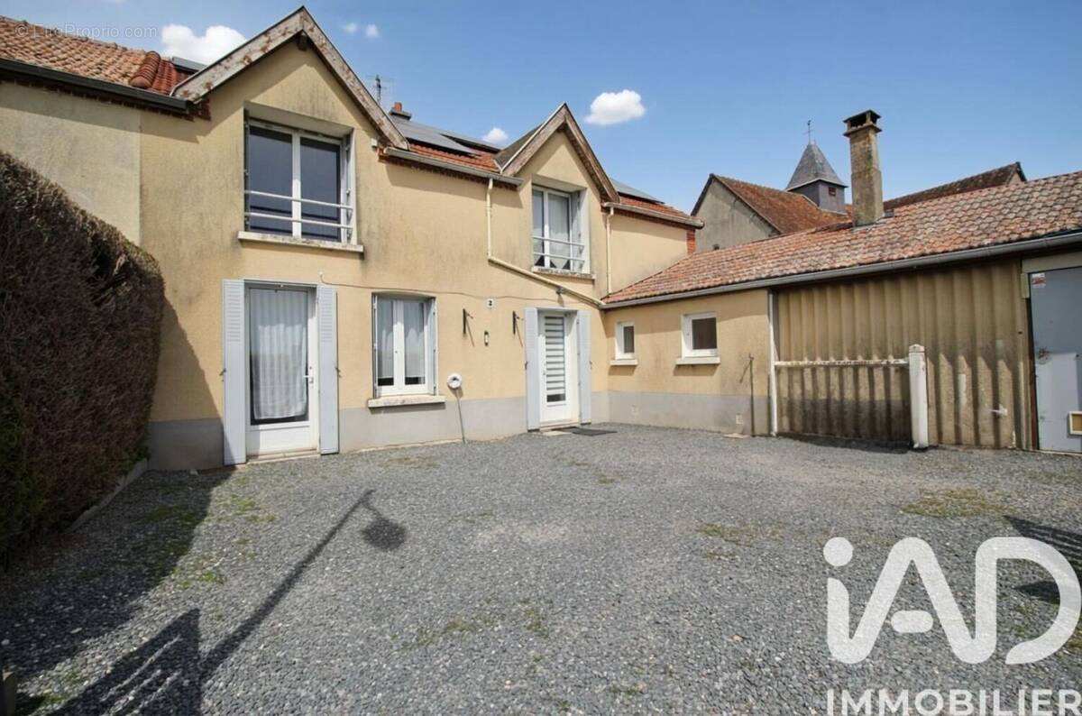 Photo 1 - Maison à VAL-DES-MARAIS