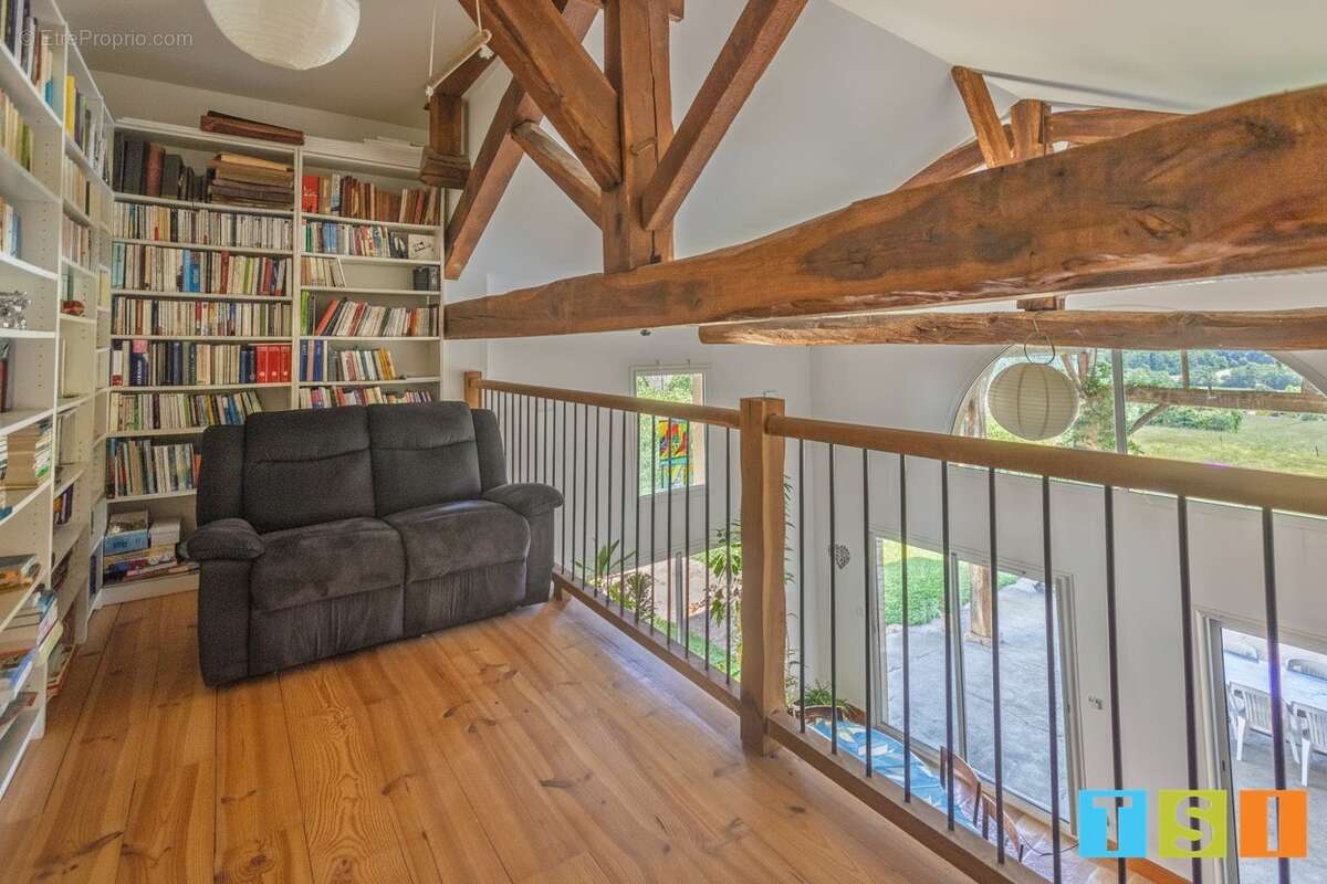 Maison à LODES