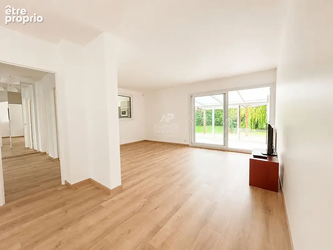 Maison Chapet 7 pièce(s) 138.84 m2 - photo 4