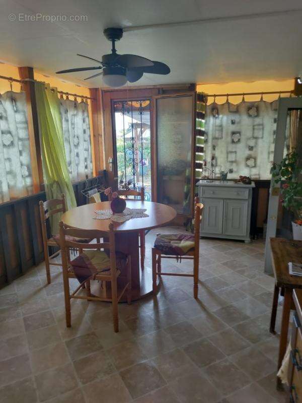 Maison 6 pièces / 38 m² / 85 000 EUR / SARAMON - photo 3
