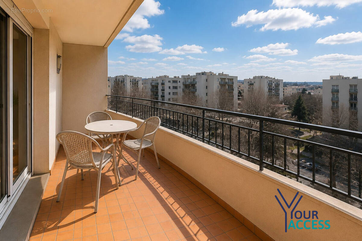Appartement à BRON