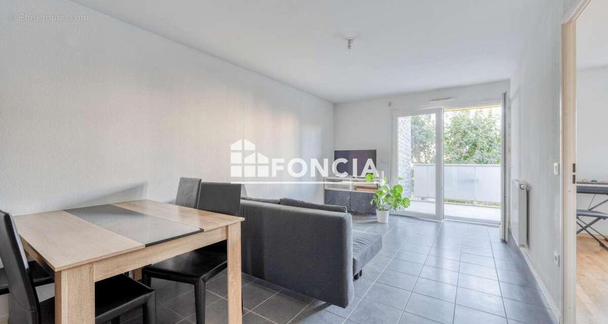 T2 avec parking et terrasse - photo 2