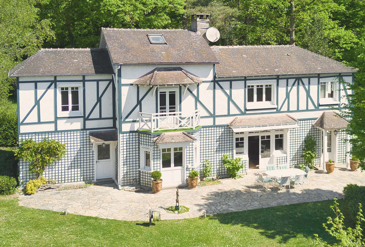 Maison à BOURRON-MARLOTTE