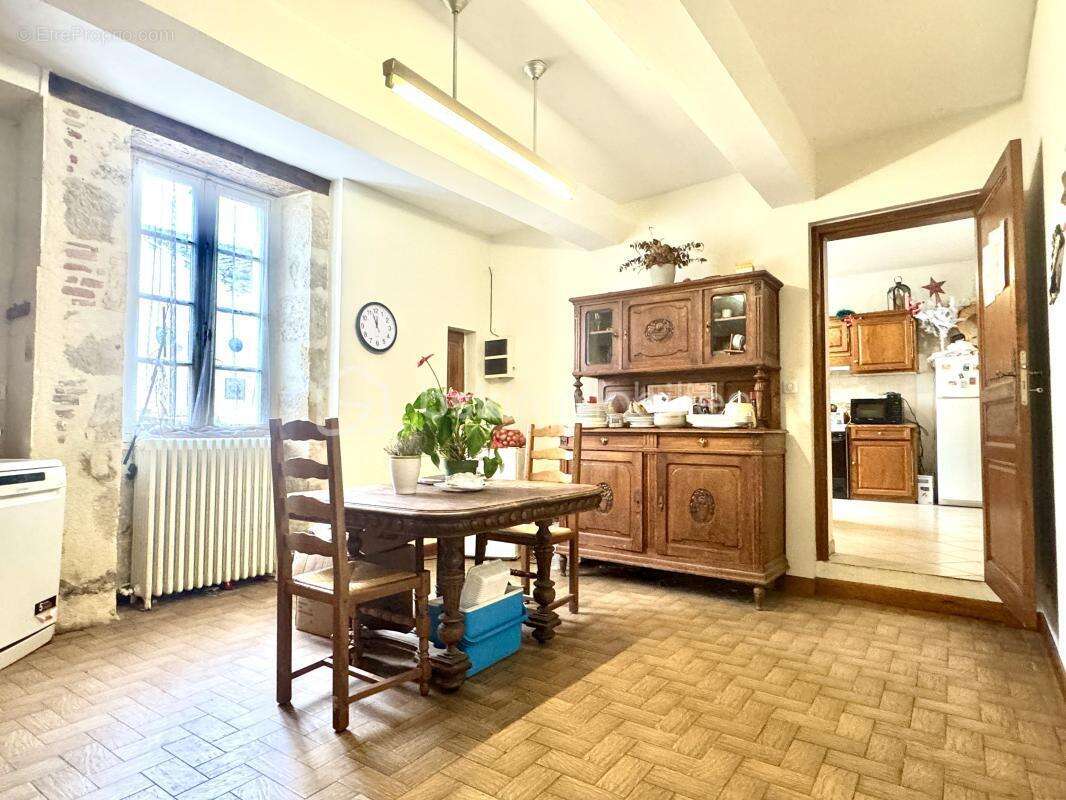 Maison à PUYCASQUIER