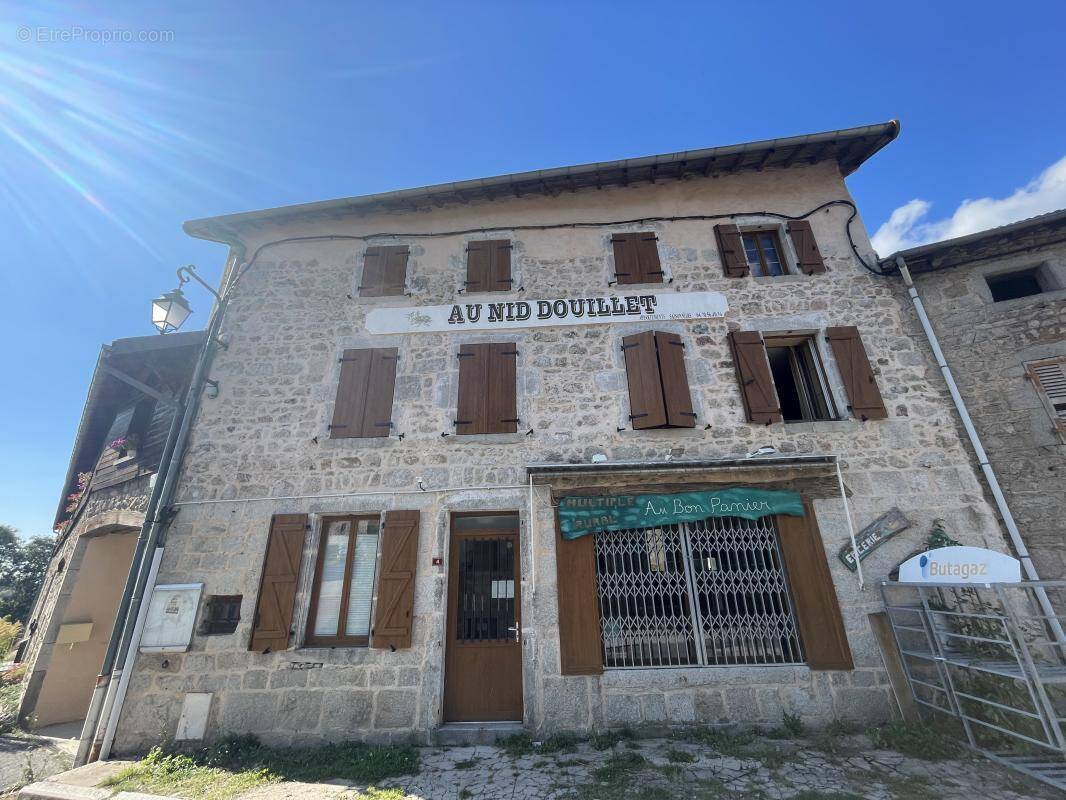 Appartement à SAINT-NICOLAS-DES-BIEFS
