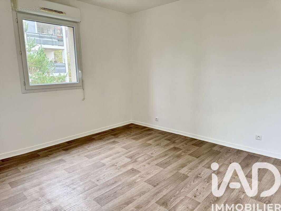 Photo 3 - Appartement à CORBEIL-ESSONNES