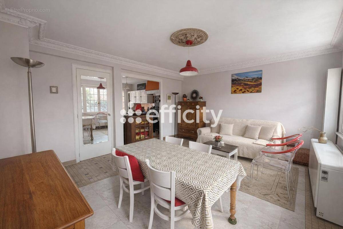 Maison à MONS-EN-BAROEUL