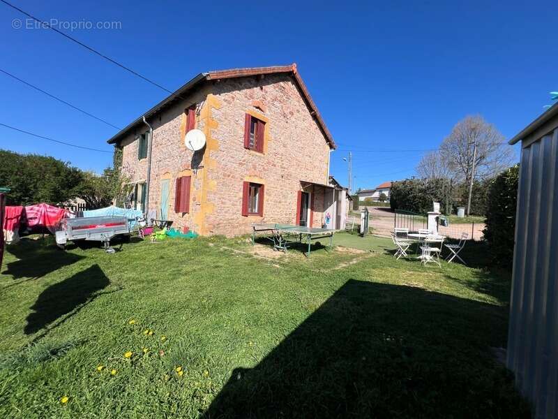Maison à CHAUFFAILLES