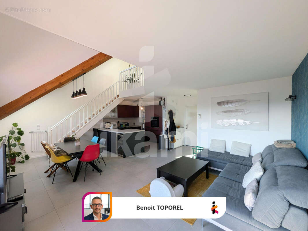 Appartement à POISY