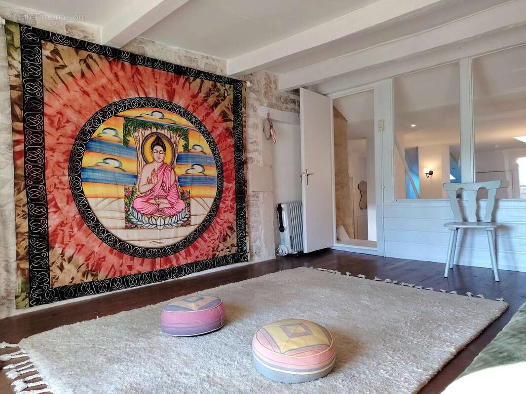 Maison à LA BASSE-VAIVRE