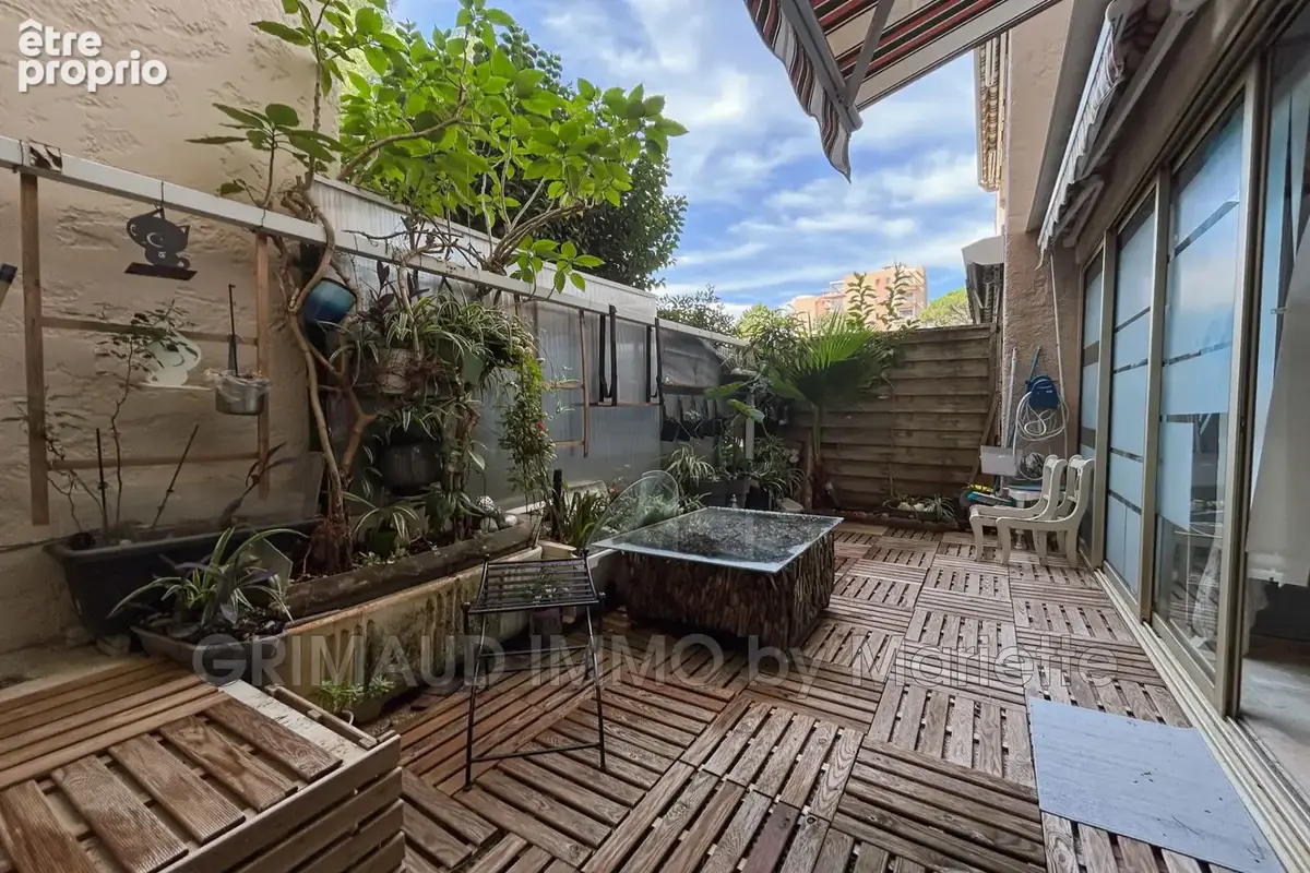 Appartement 2 pièces 36 m² à vendre à Sainte-Maxime (83120) - photo 2
