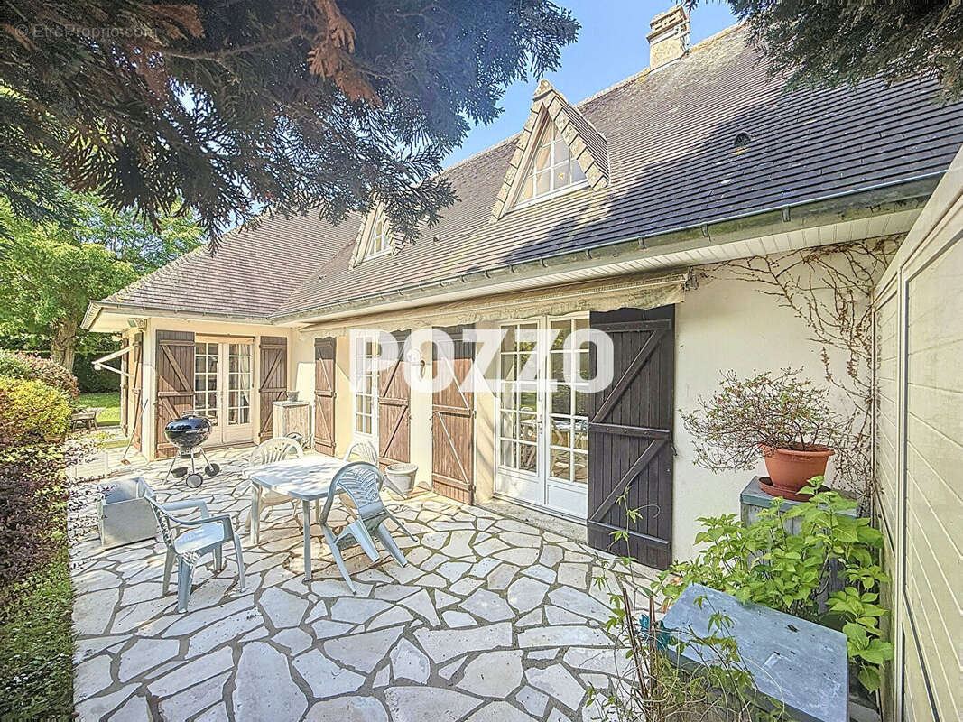Maison à SAINT-PLANCHERS