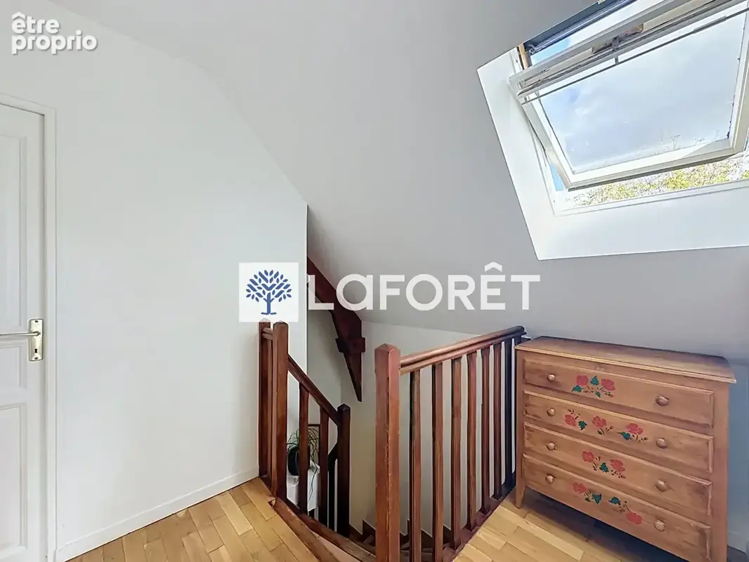 Maison familiale pleine d'atouts : 4 chambres, jardin sans vis-à-vis et cadre privilégié - photo 16