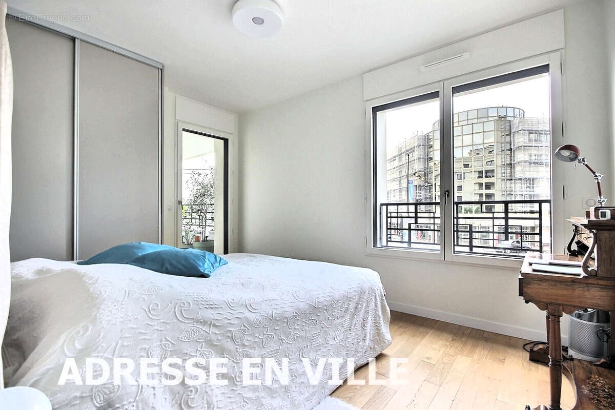Appartement à LEVALLOIS-PERRET
