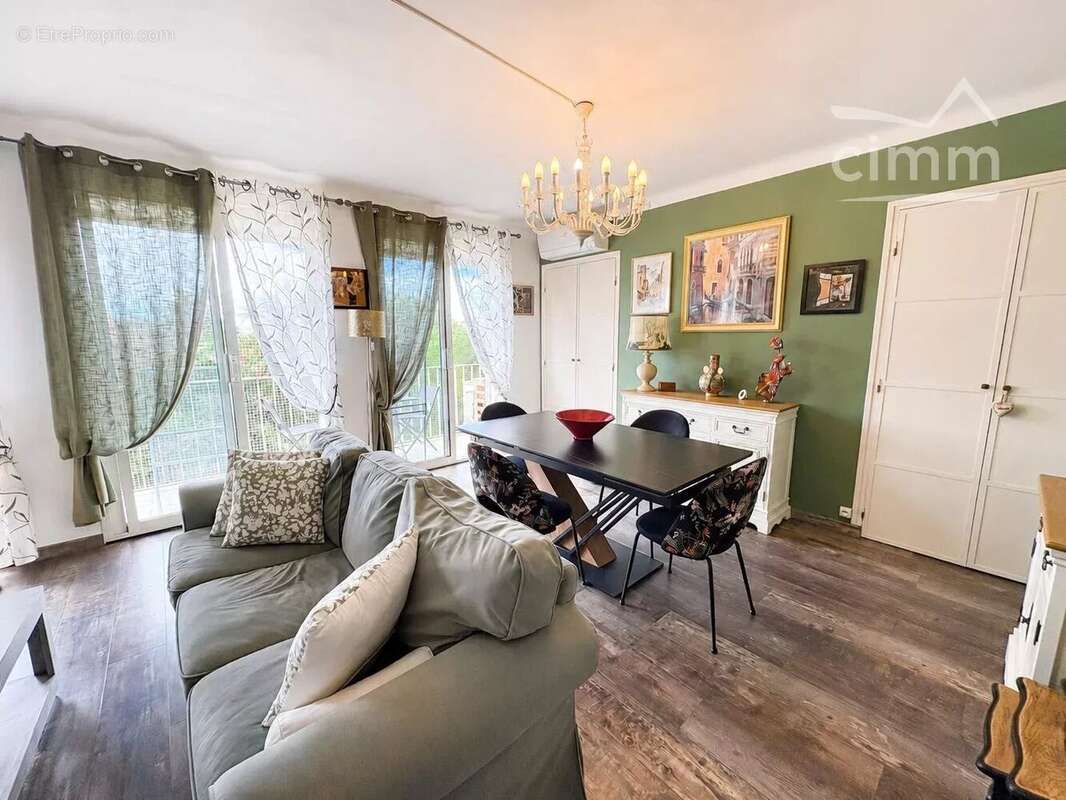 Appartement à BEZIERS