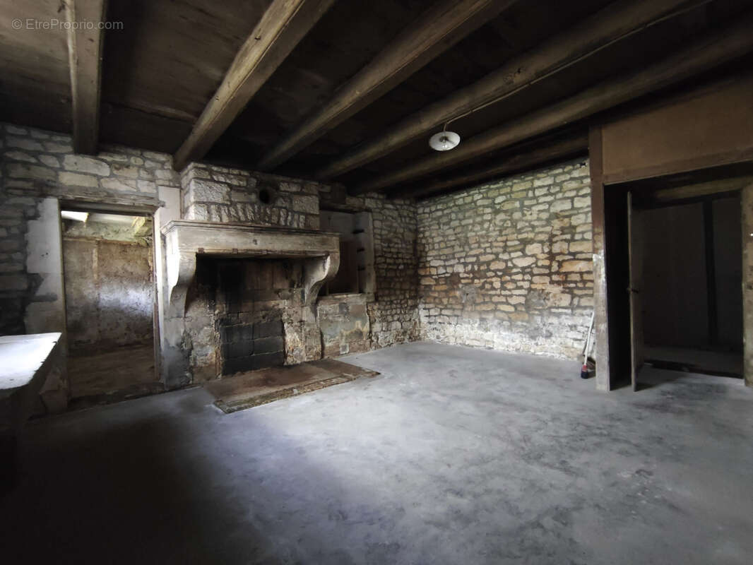 Maison à PAGNY-LA-BLANCHE-COTE