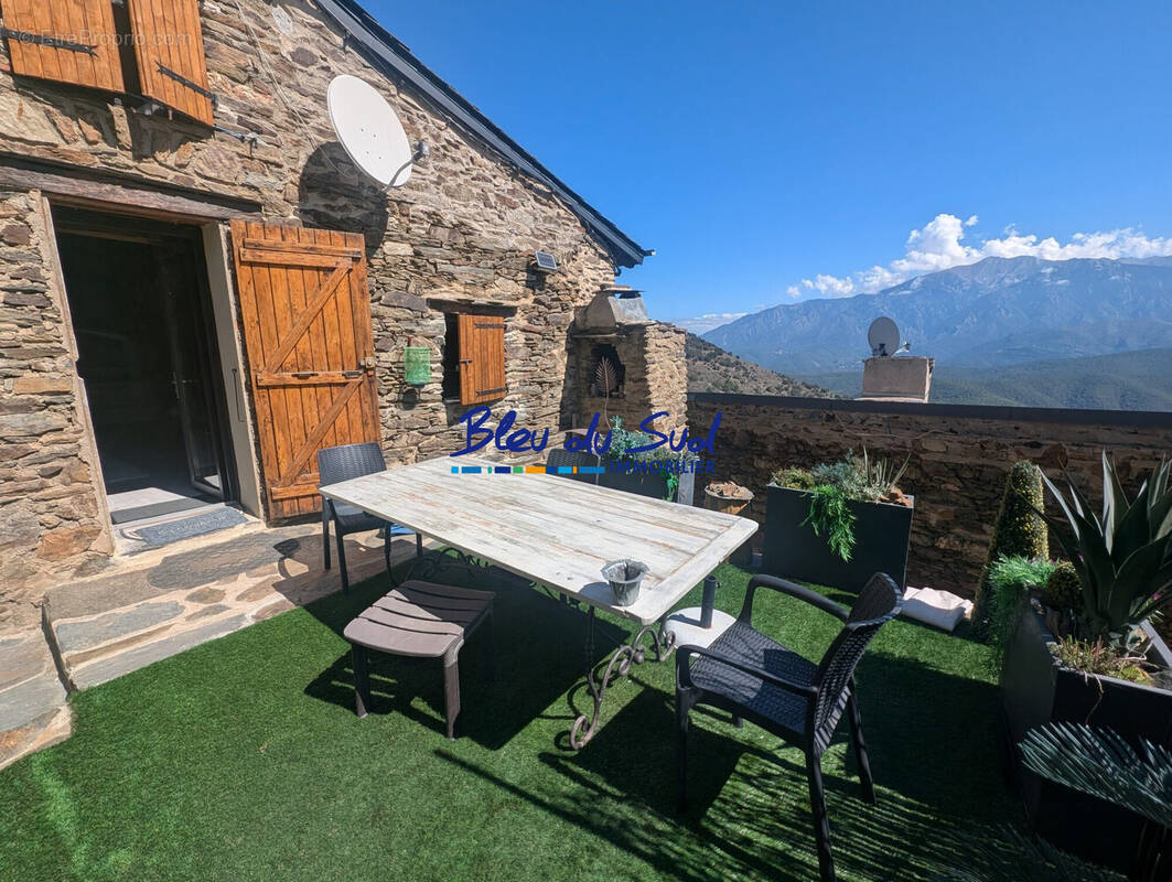 Maison à JUJOLS