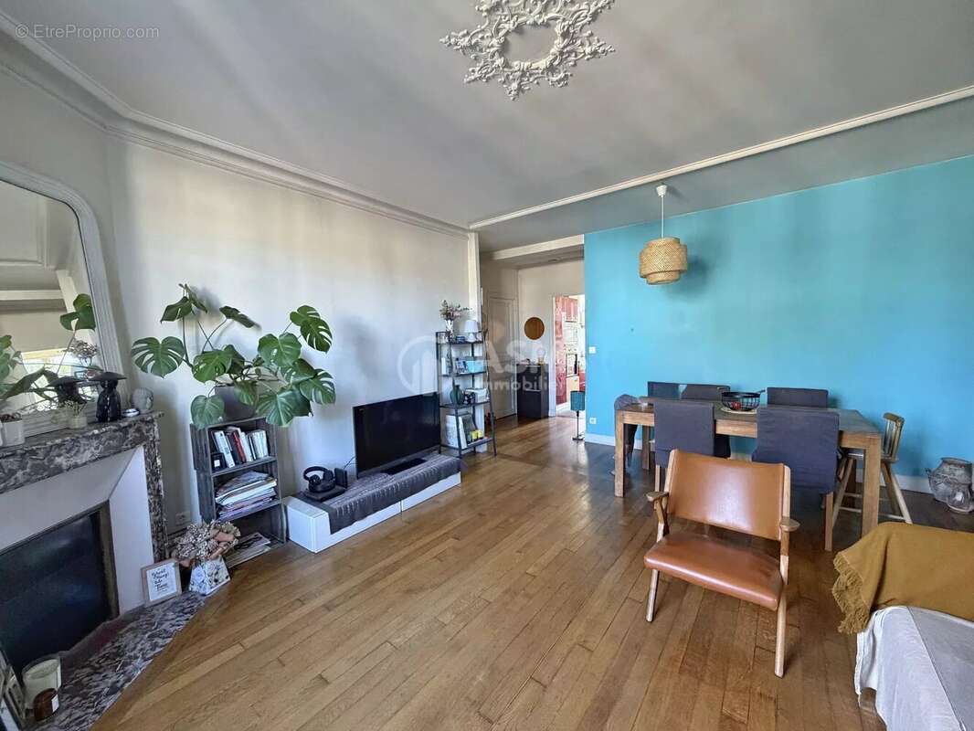 Appartement à BOIS-COLOMBES