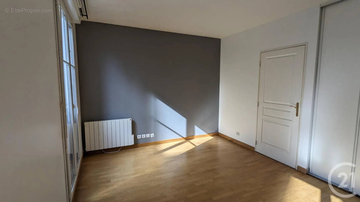 Appartement à LE PERREUX-SUR-MARNE
