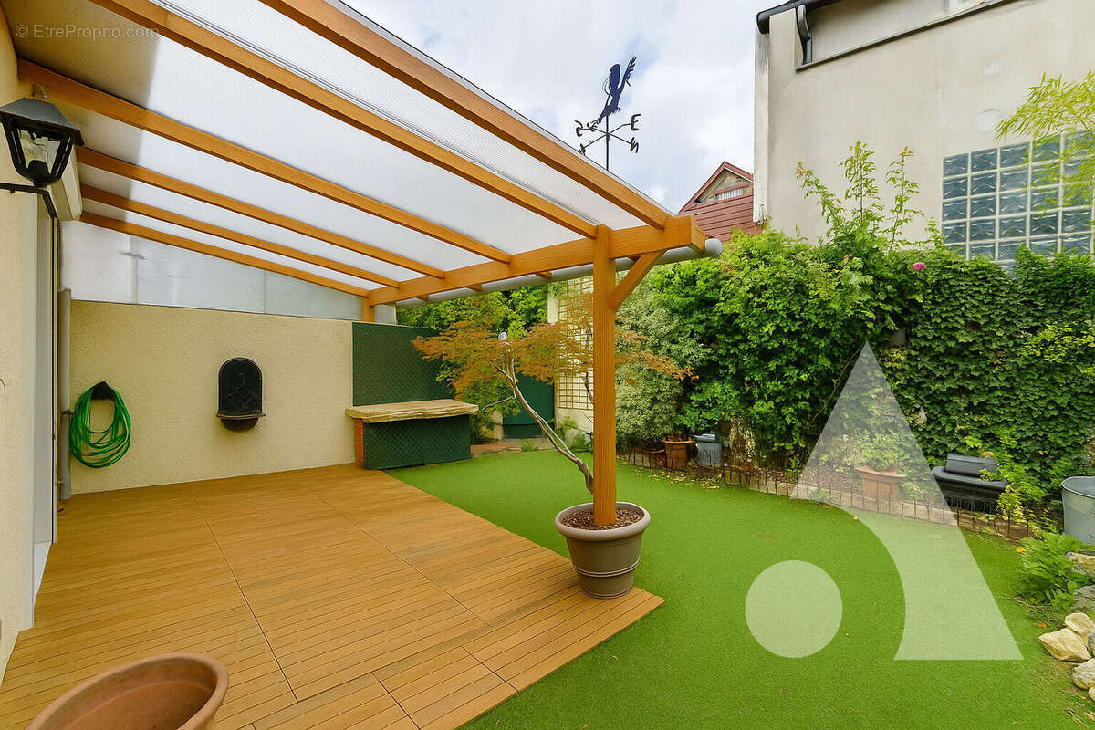 Maison à SAINT-LEU-LA-FORET