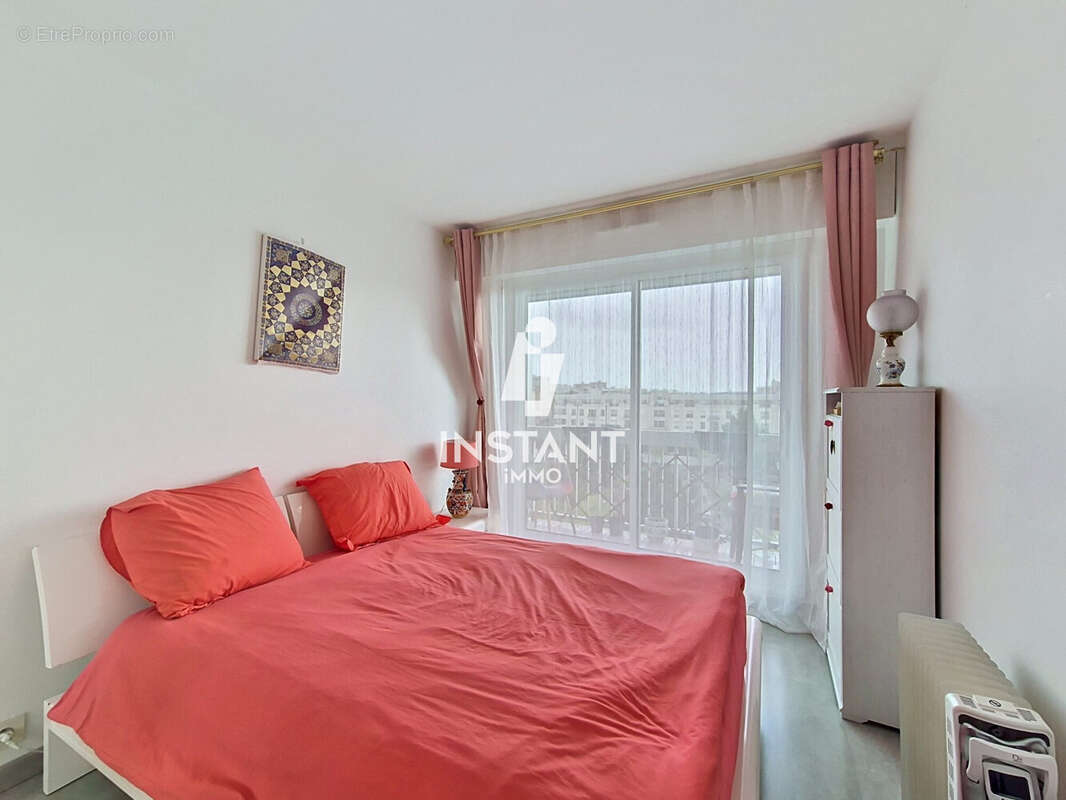 Appartement à MAISONS-ALFORT