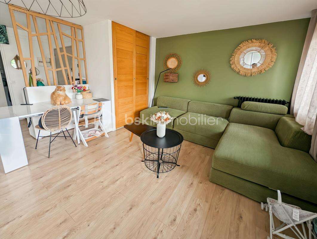 Appartement à CHELLES