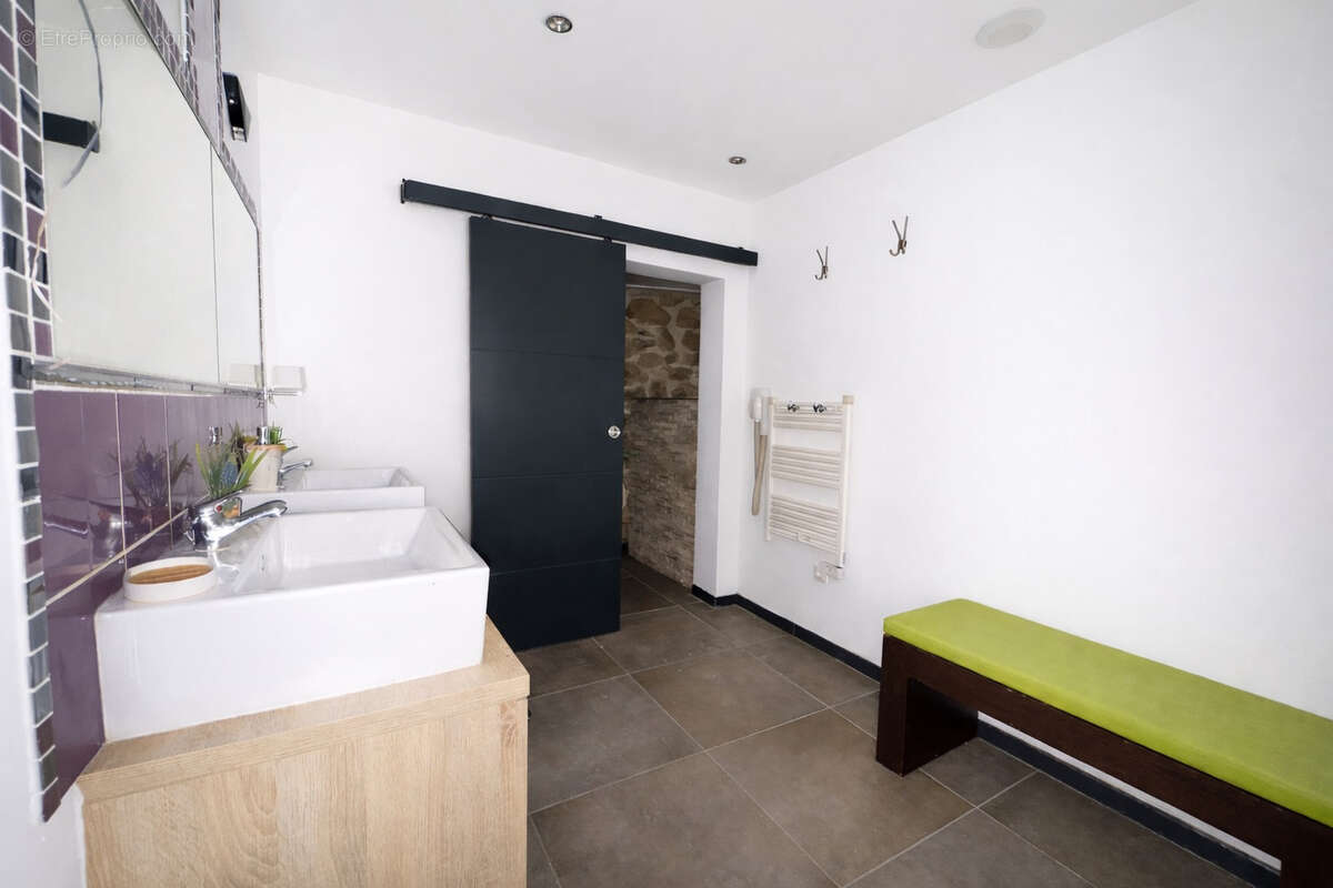 Maison à MARSEILLE-11E