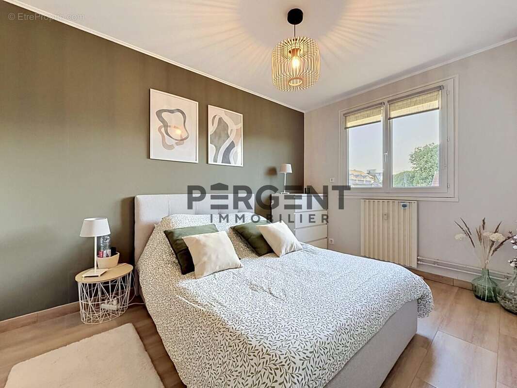 Appartement à CHARLEVILLE-MEZIERES