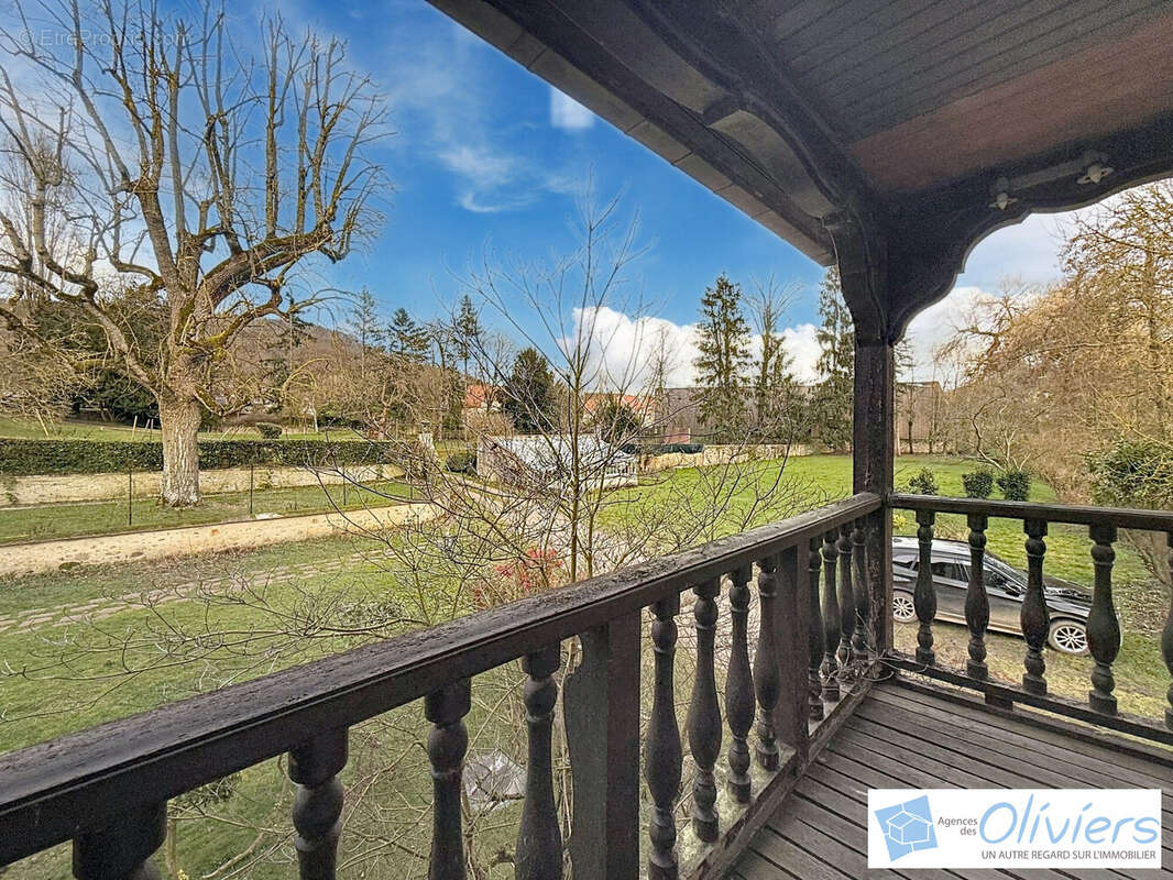 Appartement à SAINT-REMY-LES-CHEVREUSE