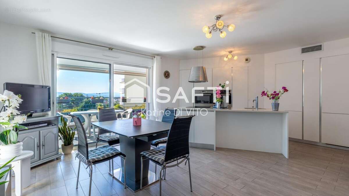 Photo 4 - Appartement à SAINT-RAPHAEL