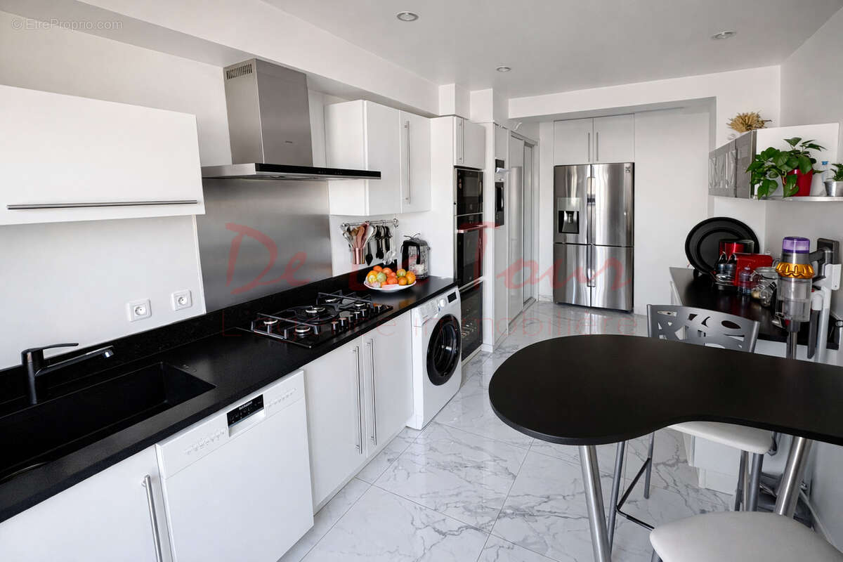 Appartement à MARSEILLE-12E