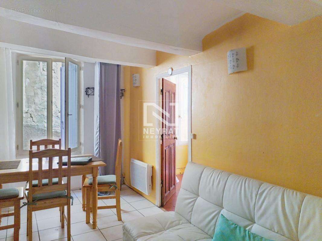 Appartement à FAYENCE