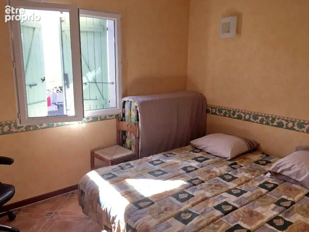 Villa plain pied, dépendance et jardin de 2090m² - photo 19