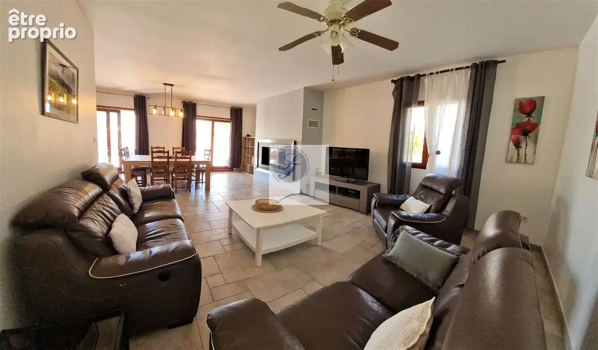 A vendre à Blauvac, spacieuse villa  avec piscine et appartement indépendant - Secteur Bedoin, Mont Ventoux. - photo 6