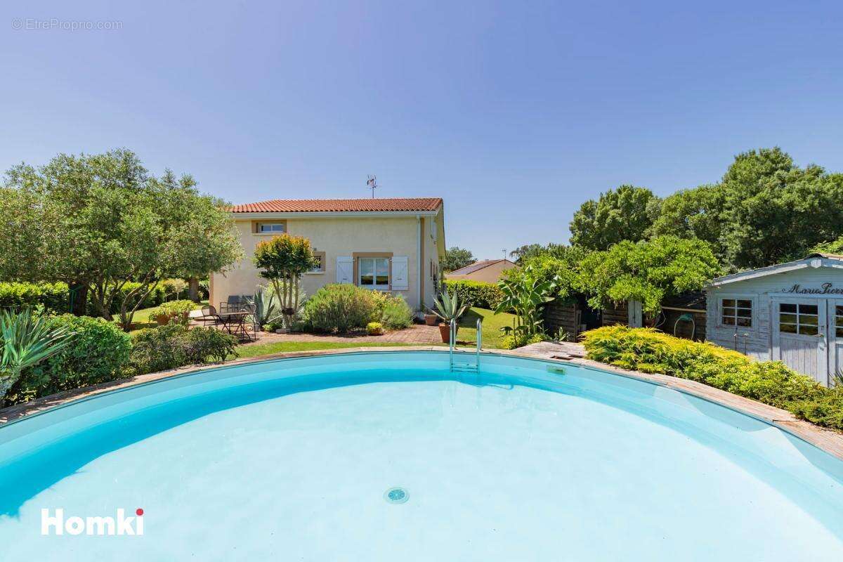 Maison/Villa T6 de 180 m2 à La Magdelaine-sur-Tarn 31360 - photo 14