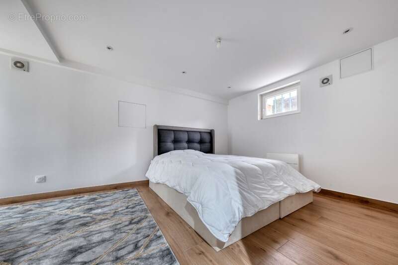 Maison bourgeoise en pierre de meulière 9 pièces - 6 chambres - Appartement indépendant - Savigny sur Orge (91) - photo 22
