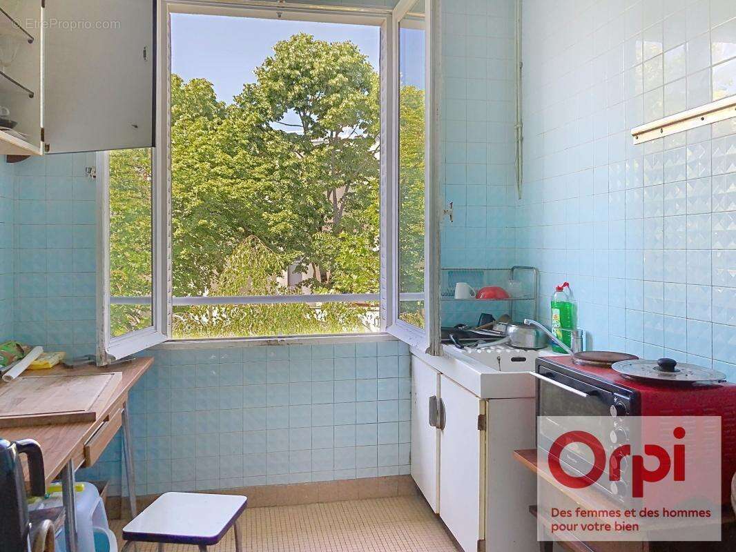 Appartement à ISSY-LES-MOULINEAUX